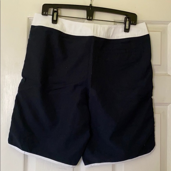MEN’s HOLLISTER Board Short in size Medium - Picture 3 of 5